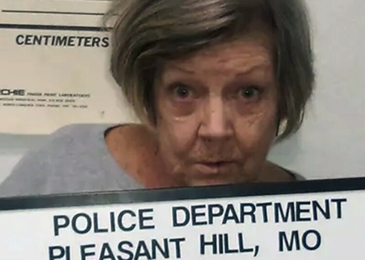 Una mujer de 78 años intenta asaltar un banco por tercera vez