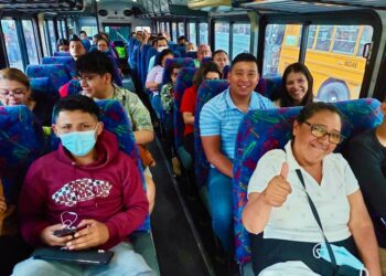 Más de 4,000 personas viajarán en los Buses Alegres en Semana Santa