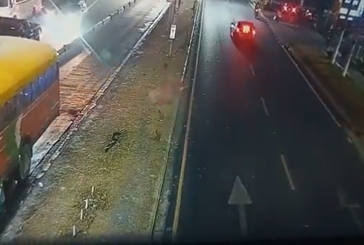 Revelan video del momento exacto cuando una conductora atropelló y mató a una anciana hoy en el Bulevar del Ejército