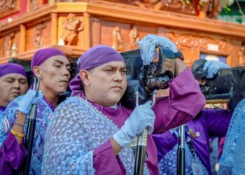 Feligreses se preparan para Jueves Santo
