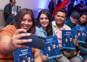 Dos mil jóvenes serán beneficiados con becas en formación digital y socioemocional