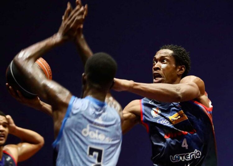 Brujos de Izalco sacó importante triunfo en casa