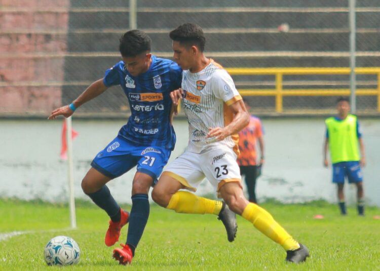 Triunvirato en la Liga Nacional de Fútbol