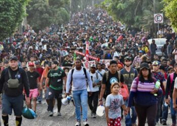 México disuelve el «viacrucis migrante » con entrega de visados