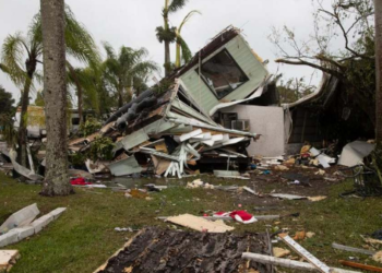 Biden declara desastre en Florida por tormentas y tornados