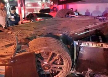 Accidente de tránsito deja dos fallecidos en redondel Luceiro