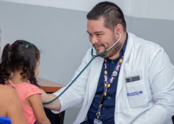 Visitas domiciliares alcanzan el 99 % de cobertura en vacunas para niños