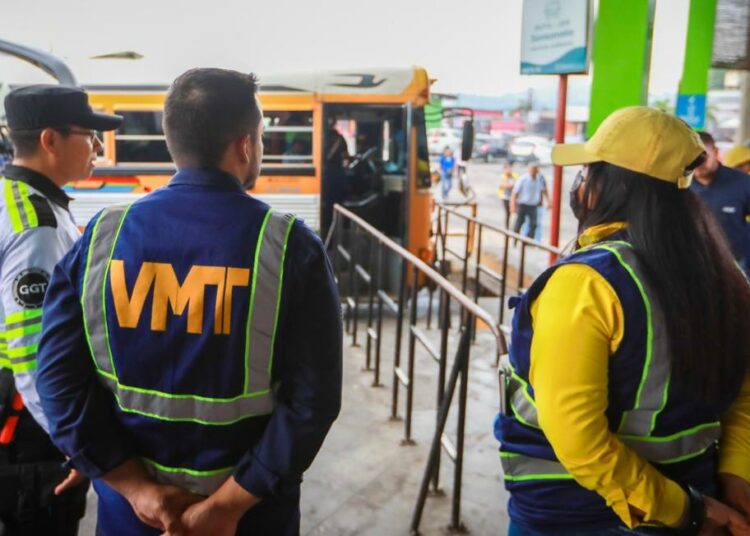 Verifican cobro de tarifas y seguridad de pasajeros en el transporte colectivo