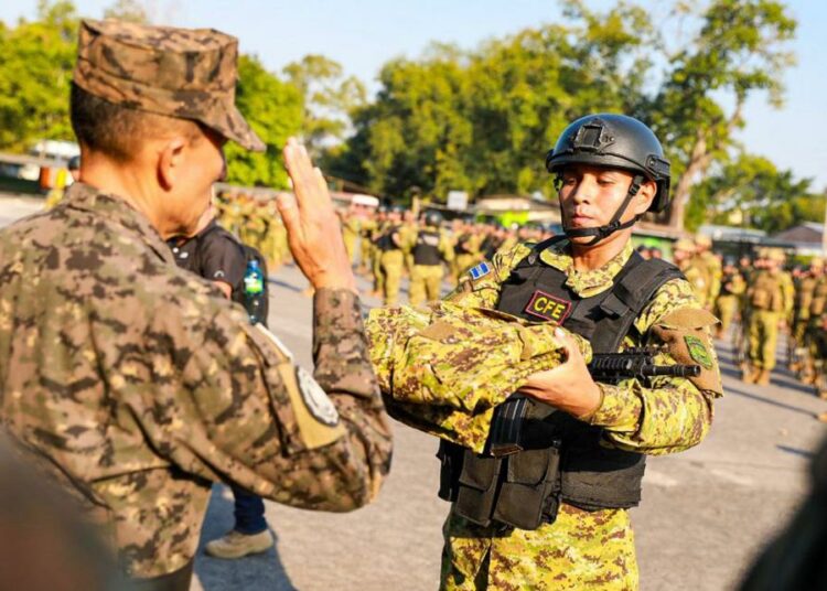 Gobierno invierte $2.1 millones para modernizar a la Fuerza Armada