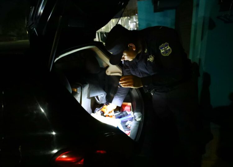 Controles vehiculares dejan a dos automovilistas detenidos por conducir bajo los efectos del alcohol