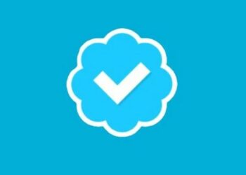 Twitter repuso algunos checks azules y estalló la polémica