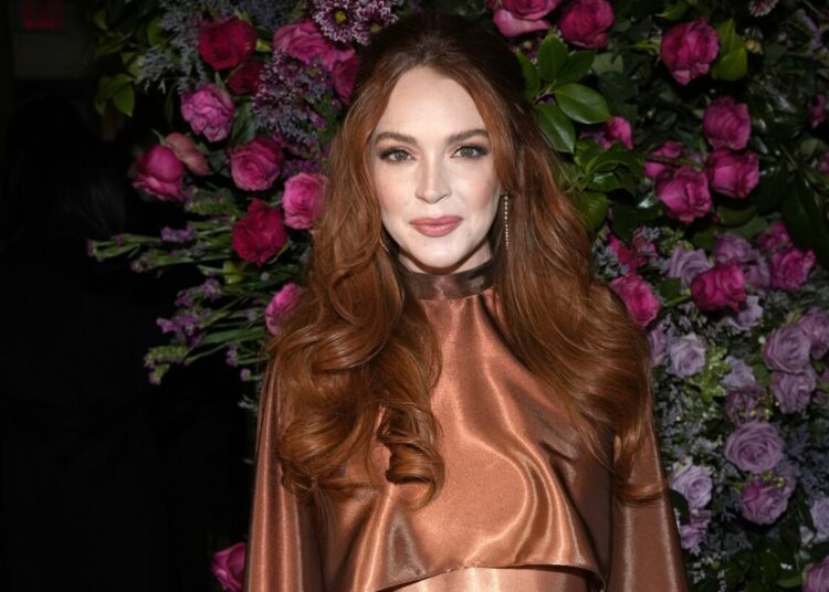 Lindsay Lohan presume por primera vez de su embarazo