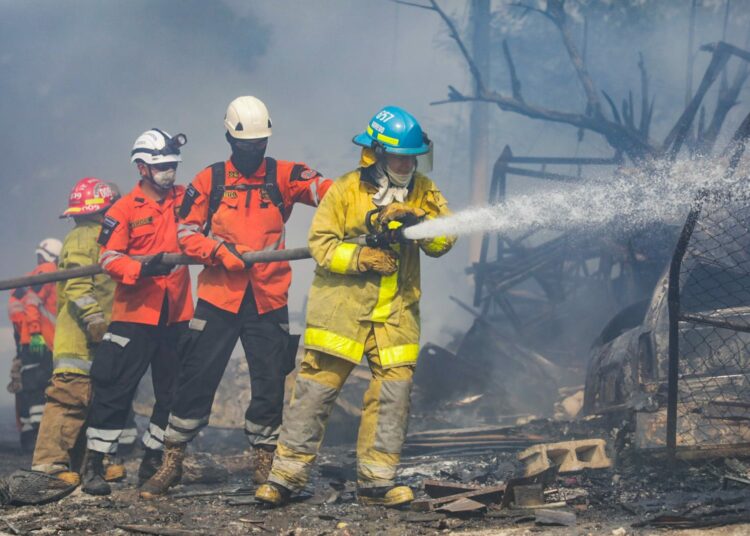 Reportan incendio cerca de un cementerio de Soyapango