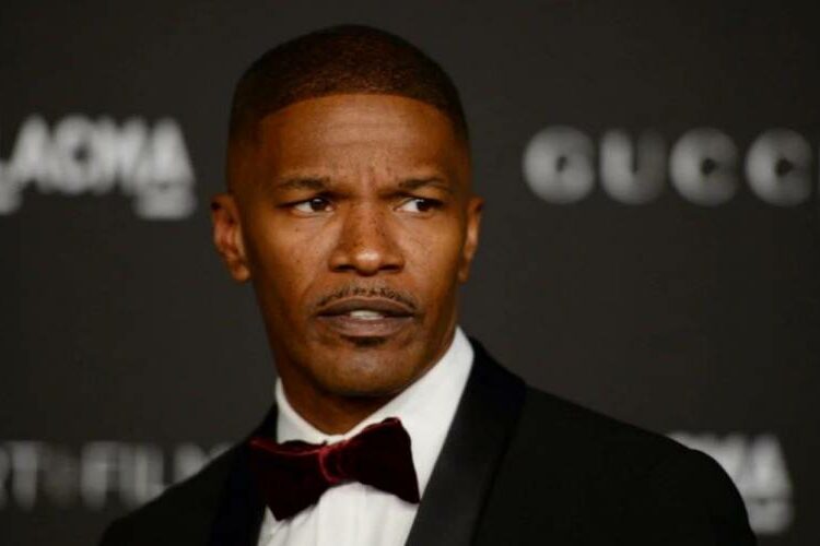 Jamie Foxx sigue ingresado: los médicos no saben qué le pasa