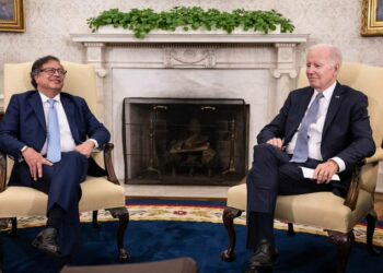 Biden y Petro destacan cooperación bilateral en encuentro donde trataron el combate al narcotráfico y desafío migratorio