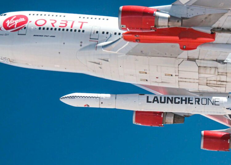 Virgin Orbit se declaró en bancarrota y está en venta tras fracasar en el lanzamientos de satélites