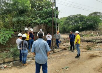 Empresas interesadas en construir el puente Pasaquinita recorren la zona del proyecto