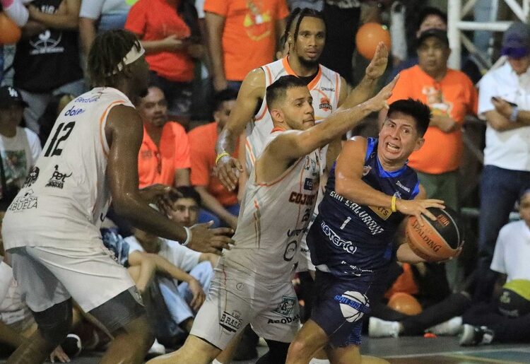 Cojute y Quezaltepeque ganaron en casa y empataron sus series de semifinales