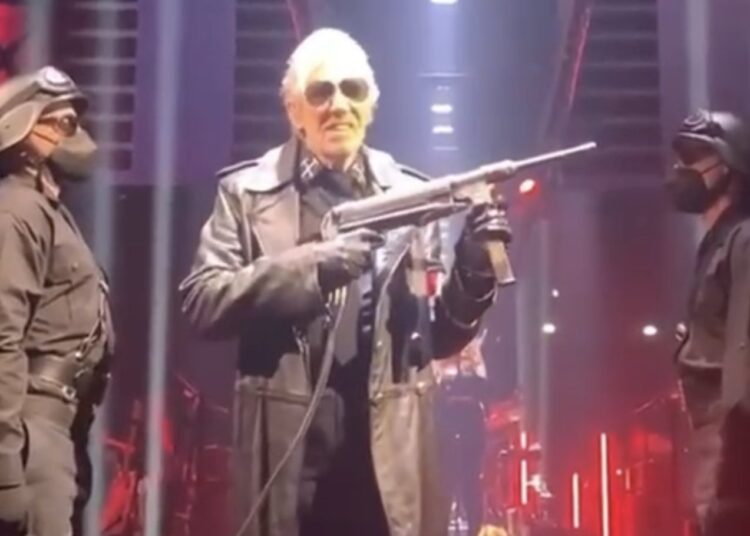 Fuerte repudio a las alusiones al Holocausto de Roger Waters en su show en Berlín