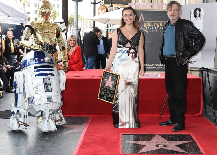 May the Fourth be with You: Carrie Fisher finalmente obtiene su estrella en el Paseo de la Fama
