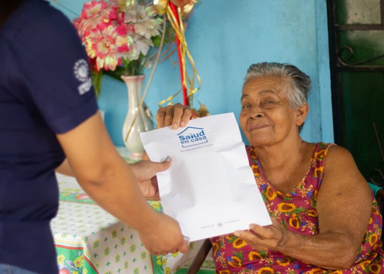 Entrega domiciliar de medicamentos beneficia a pacientes con padecimientos crónicos