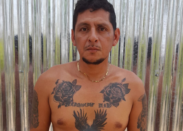Pandillero que intentó borrarse los tatuajes fue detenido en Cacaopera