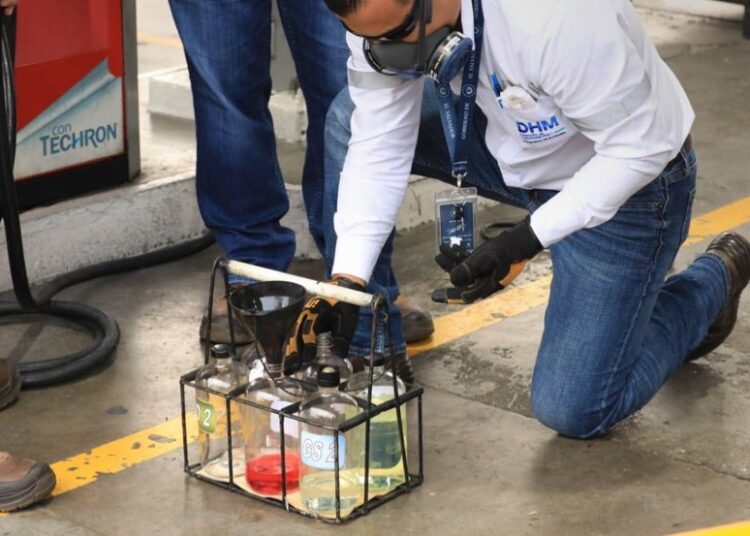 Gobierno reporta más de 200 hallazgos de incumplimientos de precios en gasolineras del país