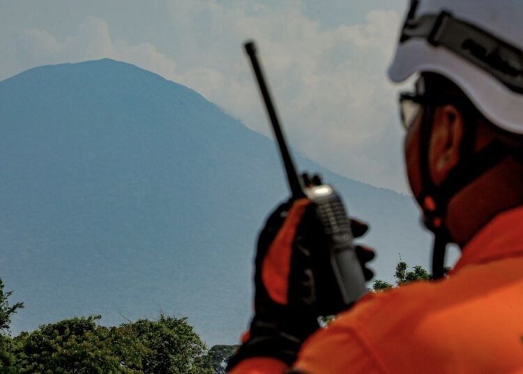 Mantienen monitoreo preventivo en municipios aledaños al volcán Chaparrastique