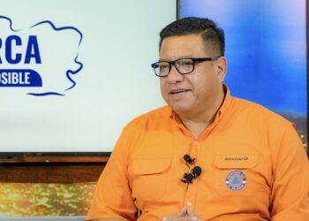 Mantienen despliegue operativo ante la desgasificación del volcán Chaparrastique