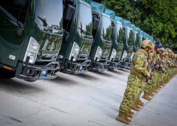 FAES recibe 15 camiones para apoyar tareas del Plan Control Territorial