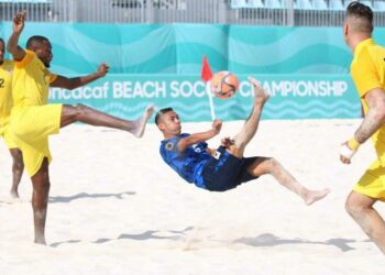 El Salvador impuso una goleada a Guadalupe y clasifica a cuartos de final del premundial de playa