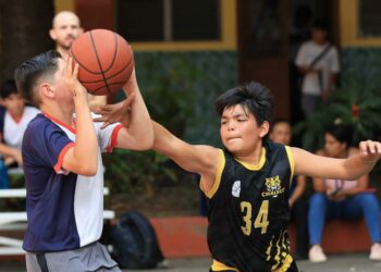 Colegios Santa Cecilia y Champagnat suman importantes victorias en el baloncesto estudiantil