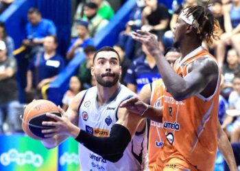 Santa Tecla toma ventaja en la ruta al título