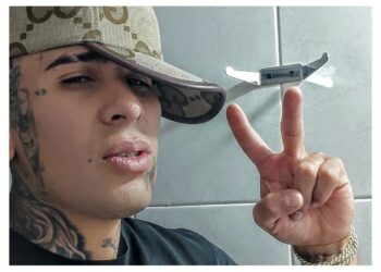 Asesinan a un youtuber durante una conferencia de prensa en México