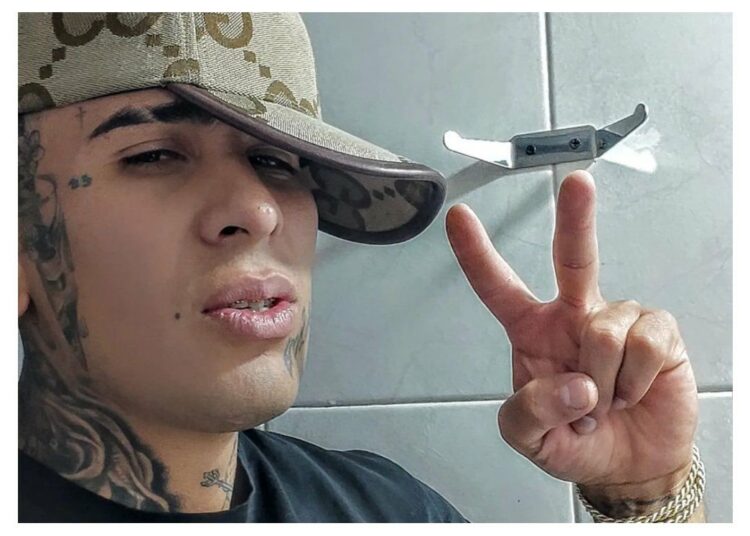 Asesinan a un youtuber durante una conferencia de prensa en México