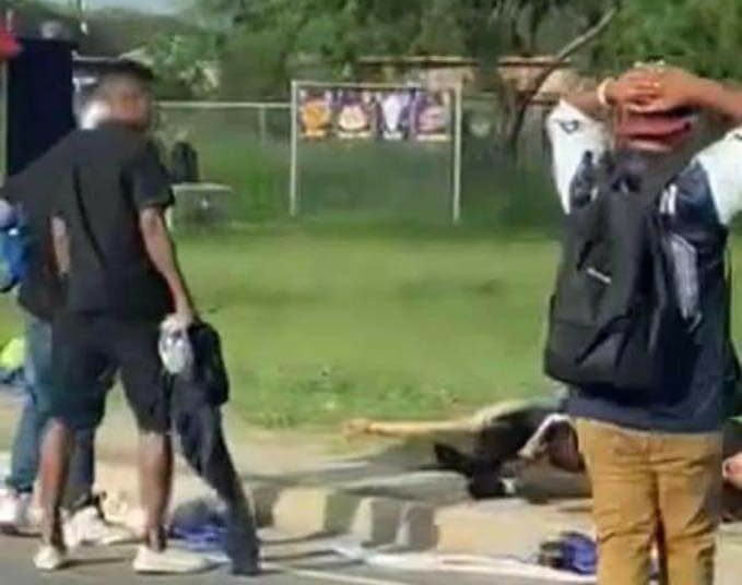 (IMÁGENES FUERTES) Un hombre atropelló y mató a 7 personas frente a un centro de migrantes en EEUU