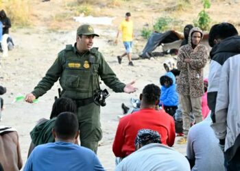 Expira el Título 42 para migrantes en frontera entre EE.UU. y México