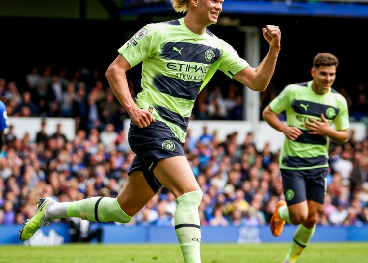 Con otro gol de Haaland, Man City somete 3-0 a Everton y sigue firme como líder