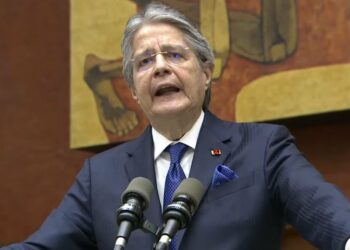 Guillermo Lasso proclama su inocencia en juicio político