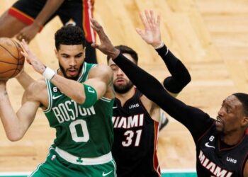 Los Celtics devoran a los Heat y ponen rumbo al milagro
