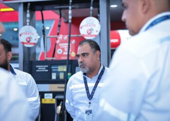 Autoridades inspeccionan que se cumplan los nuevos precios del combustible