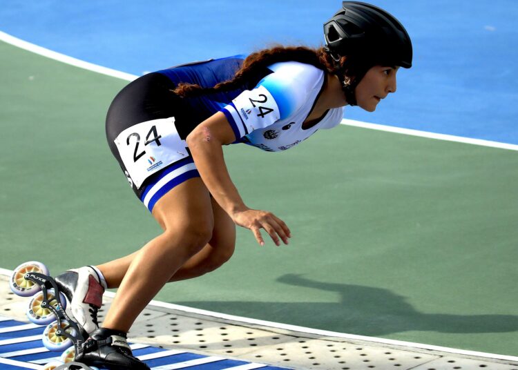 Ivonne Nóchez volvió a ponerse los patines después de la caída