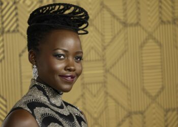Lupita Nyong’o sorprendió con un nuevo look 