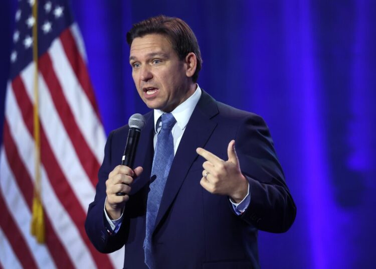 DeSantis inicia campaña presidencial en Iowa con críticas a Trump