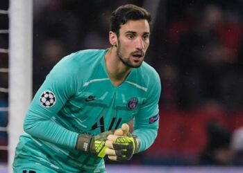 Se conocieron los detalles del estado de salud del arquero de PSG Sergio Rico tras ser golpeado por un caballo