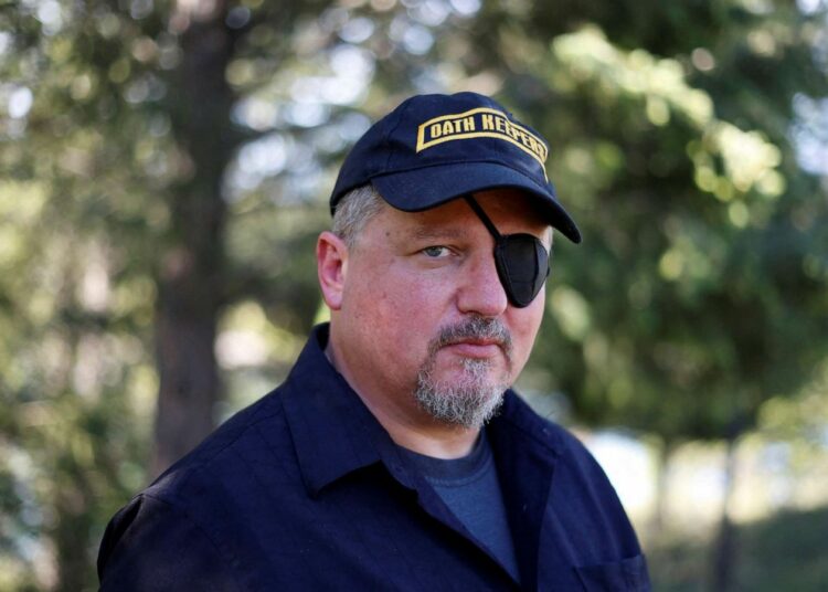 Condenan al fundador de los Oath Keepers a 18 años prisión, la más larga hasta ahora por el asalto al Capitolio