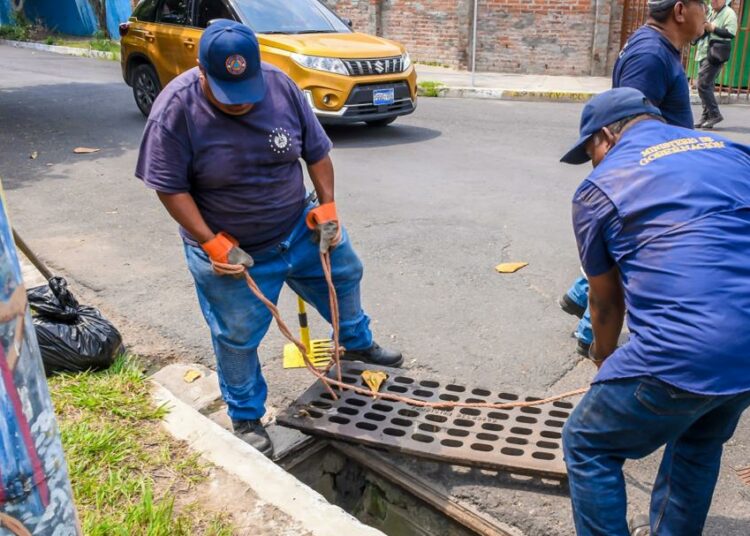 Gobierno desarrolla acciones preventivas frente a las lluvias en colonia Santa Clara