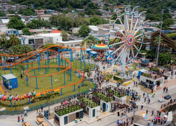 $577 millones invierten en el país los salvadoreños en el exterior