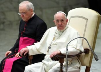 Vaticano admite no resolverá todos los casos de pederastia en la Iglesia