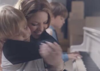 Abogada de Shakira asegura que no hay problemas legales con Gerard Piqué por la aparición de sus hijos en el video de ‘Acróstico’